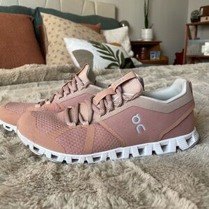 On Cloud Cloudtec Women Running Shoes